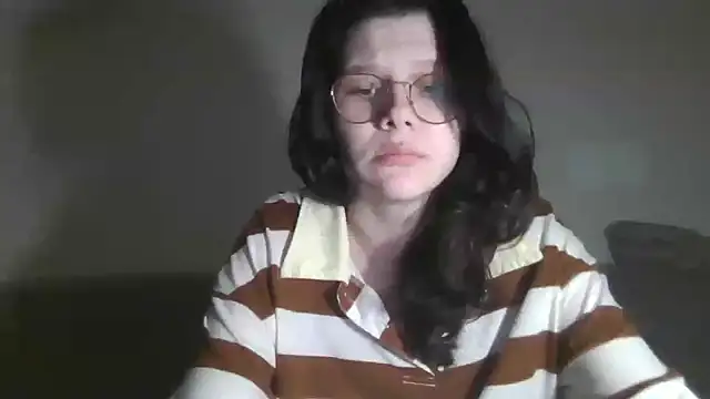 LaVostraDorothy online show from October 12, 2025, 7:04 pm