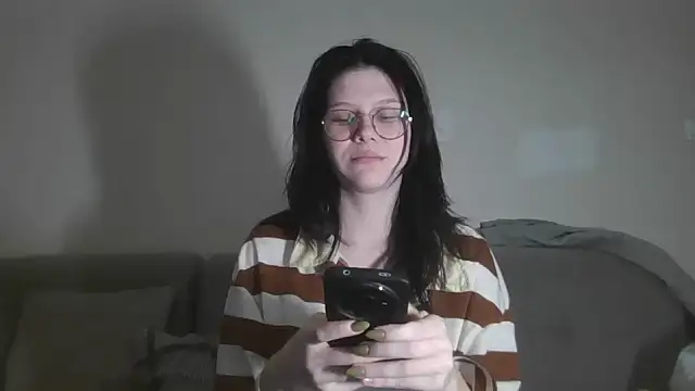 LaVostraDorothy online show from September 25, 2025, 8:15 pm