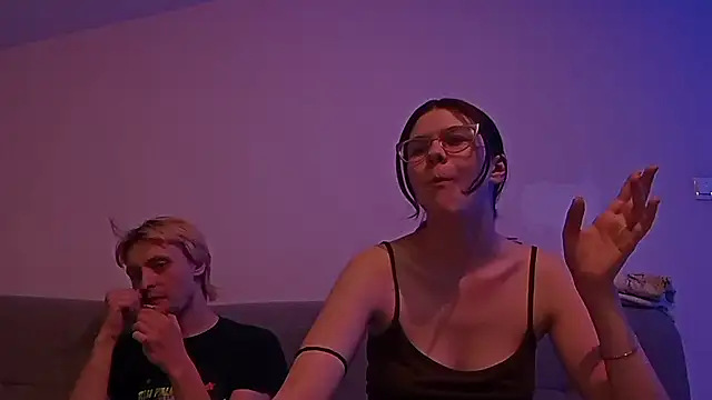 LaVostraDorothy online show from March 21, 2026, 8:02 pm