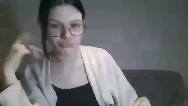 LaVostraDorothy online show from October 9, 2025, 4:40 pm