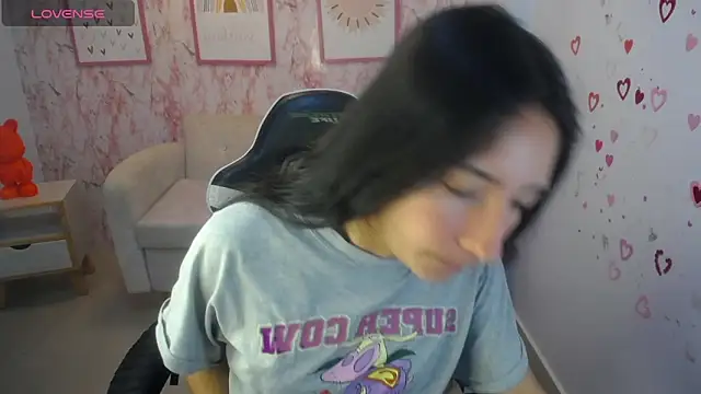 Kylie ch1 online show from September 30, 2025, 4:35 pm