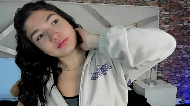 Valery Brand online show from September 29, 2025, 11:27 am