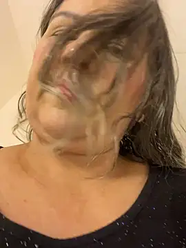 Lucy Milf 474 online show from May 25, 2026, 12:04 pm