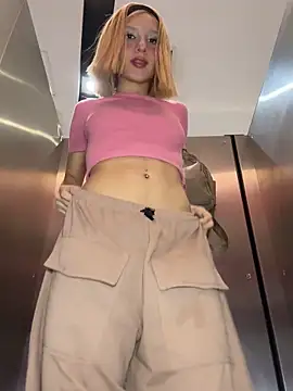 SweetBunnyGF online show from November 28, 2025, 11:49 pm