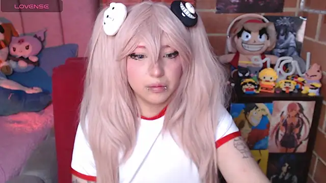  alexa19pretty  online show from May 28, 2026, 7:09 pm
