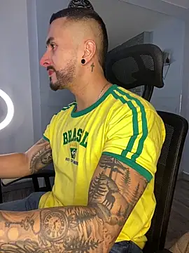 ALEXXX KING online show from October 3, 2025, 8:54 pm