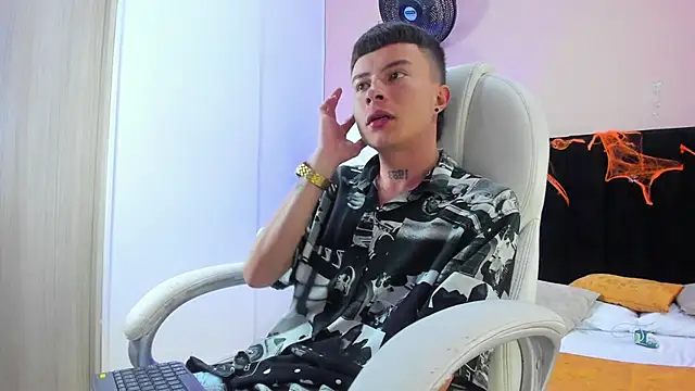 Nascary Fox online show from October 12, 2025, 1:12 pm