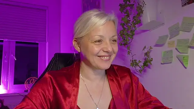 Linsy Kim online show from March 3, 2026, 9:00 pm