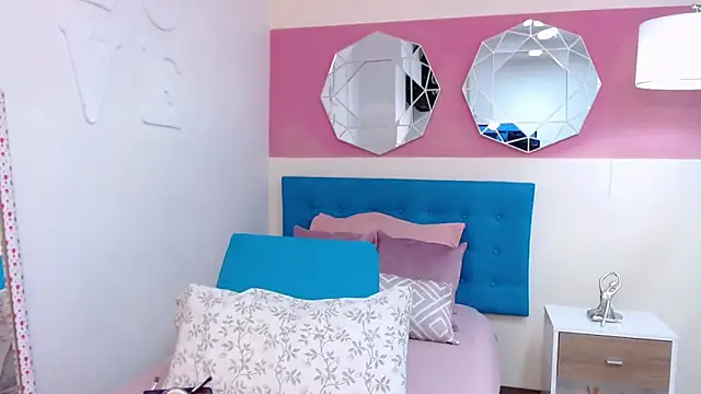 NicoletBlossom online show from March 13, 2026, 7:08 pm