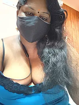 bakyasree143 online show from March 31, 2026, 9:39 pm