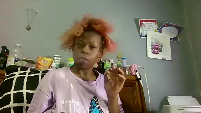 Tishrella6 online show from February 11, 2026, 4:12 am