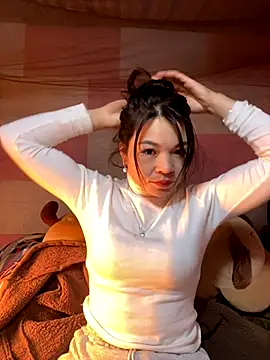 Snapshot of Aminotran chatting on November 28, 2025, 1:55 pm Aminotran online show from November 28, 2025, 1:55 pm