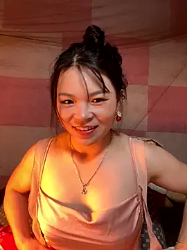 Snapshot of Aminotran chatting on November 14, 2025, 6:39 am Aminotran online show from November 14, 2025, 6:39 am