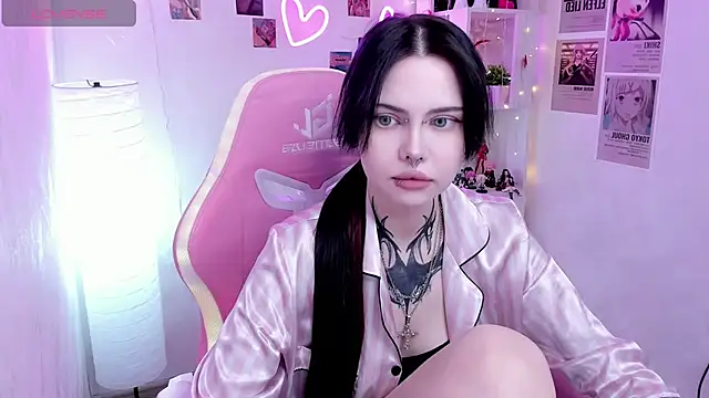 Morana Batt online show from April 10, 2026, 2:18 am