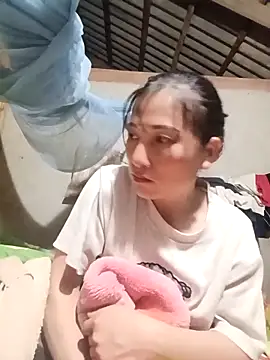 Snapshot of YAYAA-502 chatting on December 17, 2025, 2:11 pm YAYAA-502 online show from December 17, 2025, 2:11 pm