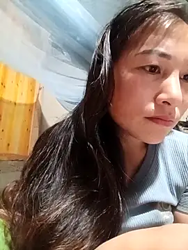 Snapshot of YAYAA-502 chatting on December 22, 2025, 10:32 pm YAYAA-502 online show from December 22, 2025, 10:32 pm