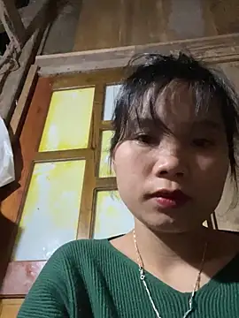 Ngoc-bbi online show from December 20, 2025, 10:18 am