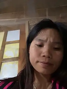 Ngoc-bbi online show from November 28, 2025, 2:28 pm