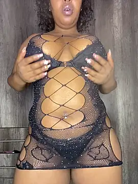 Snapshot of Ebony_Warlock_ chatting on February 19, 2026, 7:49 am Ebony Warlock online show from February 19, 2026, 7:49 am