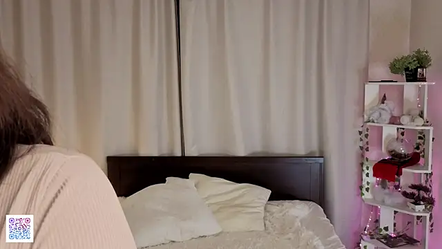 ThuBoppre online show from October 10, 2025, 5:36 pm