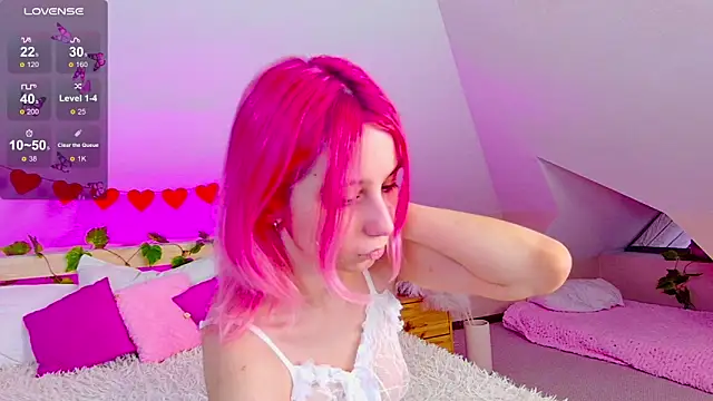 Liann Stark online show from February 19, 2026, 7:05 am