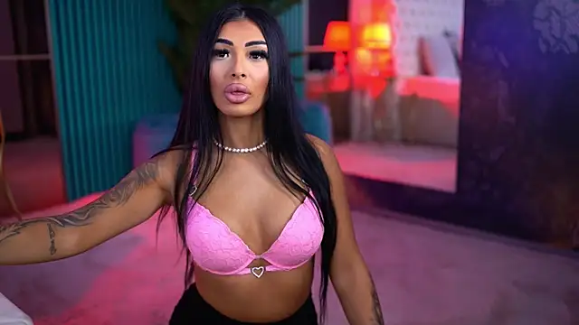 Snapshot of ArabellaPosh chatting on October 13, 2025, 5:09 am ArabellaPosh online show from October 13, 2025, 5:09 am