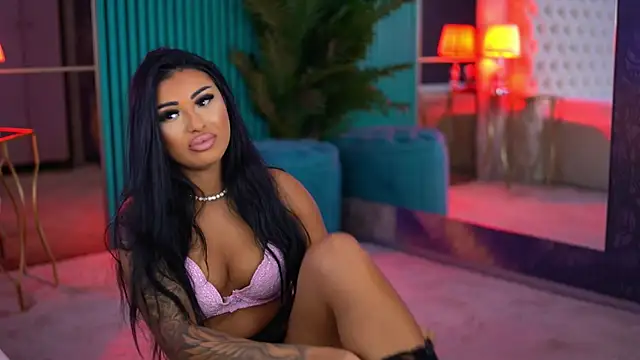 Snapshot of ArabellaPosh chatting on October 25, 2025, 4:55 am ArabellaPosh online show from October 25, 2025, 4:55 am