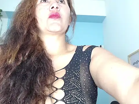 Caroll Stone online show from October 10, 2025, 1:45 pm