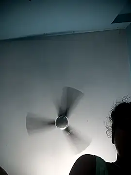 hot-naina4 online show from October 10, 2025, 11:16 pm