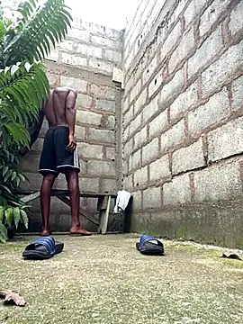 Makemecum634941 online show from November 13, 2025, 8:40 am