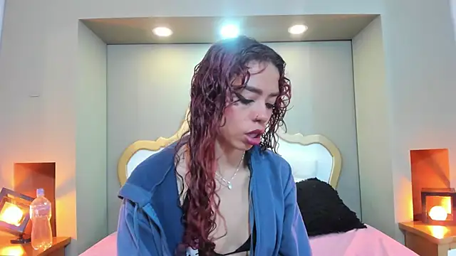 Snapshot of AteneaGreyy chatting on September 16, 2025, 11:55 am AteneaGreyy online show from September 16, 2025, 11:55 am