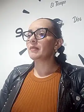 Snapshot of sarita_star chatting on November 25, 2025, 1:39 am sarita star online show from November 25, 2025, 1:39 am