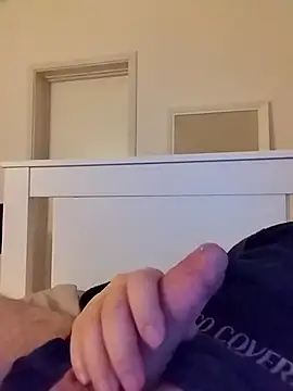 NewJoiner online show from April 13, 2026, 6:12 pm