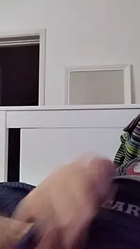 NewJoiner online show from November 13, 2025, 6:23 pm