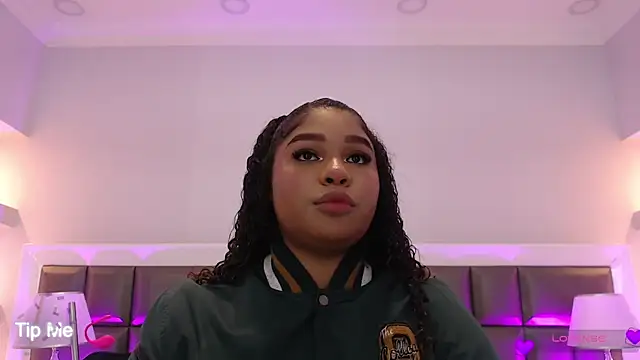 LennaEvans online show from October 18, 2025, 11:34 am