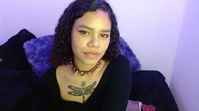 Canela s1 online show from November 21, 2025, 8:52 pm