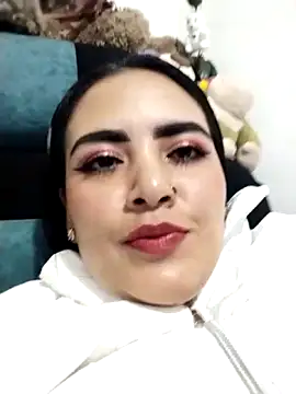 Snapshot of MAYE__13 chatting on February 28, 2026, 12:38 pm MAYE 13 online show from February 28, 2026, 12:38 pm