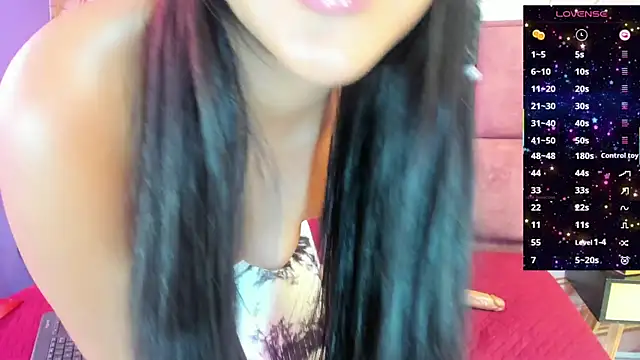 luna maisonn online show from September 20, 2025, 8:25 pm