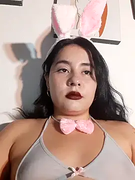 Snapshot of Yuli-27 chatting on October 31, 2025, 3:14 am Yuli-27 online show from October 31, 2025, 3:14 am