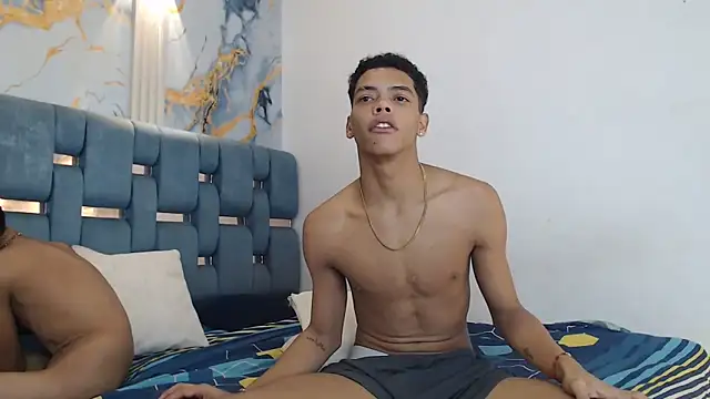 PRETTY FEM online show from February 20, 2026, 6:26 am