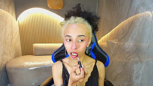 Agnis ink r online show from October 15, 2025, 3:16 am