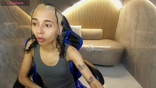 Agnis ink r online show from October 8, 2025, 3:08 am