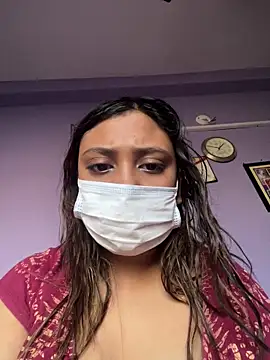 goodvibesonly44445 online show from February 10, 2026, 8:24 am