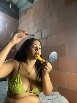 Jessyivonne online show from September 24, 2025, 2:29 am