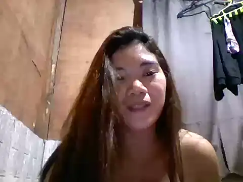 Rosette0516 online show from September 21, 2025, 3:50 pm