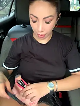 Sarahlove 90 online show from September 17, 2025, 6:43 pm