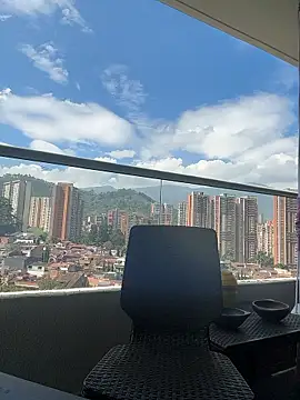 Sarahlove 90 online show from January 16, 2026, 4:00 pm