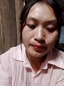 lusy-bae online show from September 20, 2025, 1:38 pm