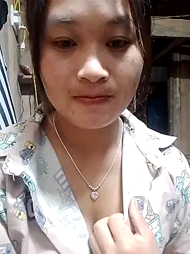 lusy-bae online show from September 27, 2025, 1:17 pm