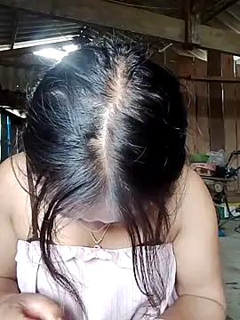 lusy-bae online show from September 23, 2025, 2:29 am